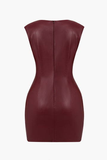 Ruched kunstnahast V-kaelusega minikleit Bodycon