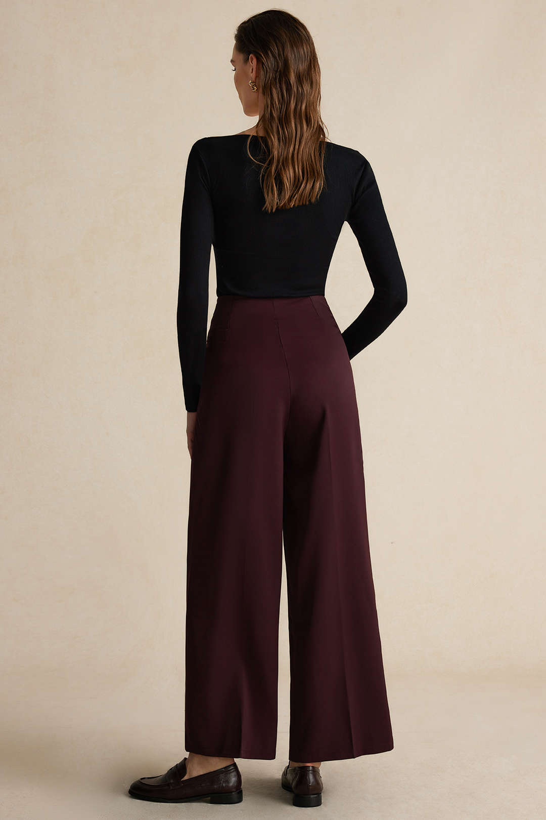 Pantalon large asymétrique