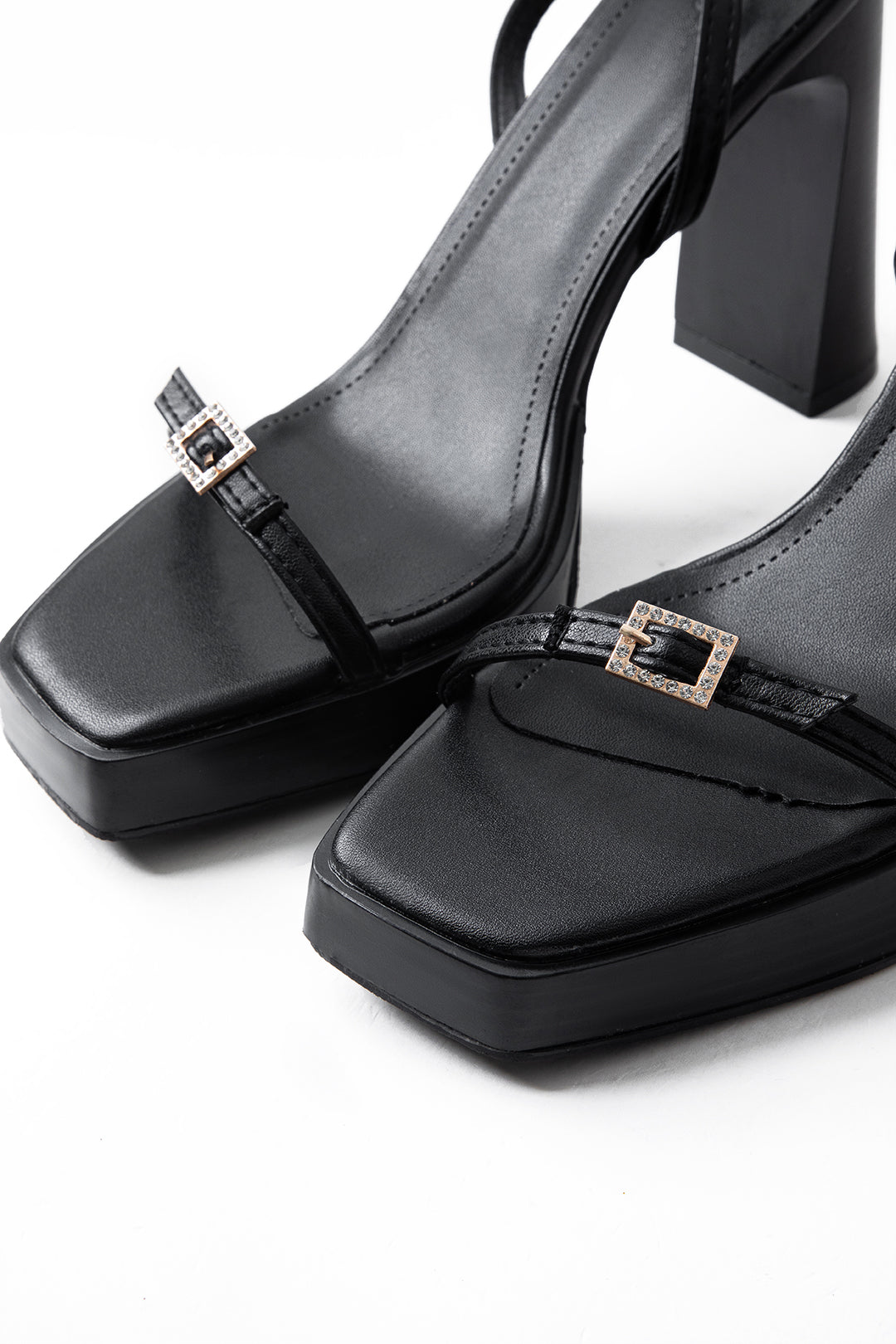 Buckle Strap Chunky Heeled Sandals