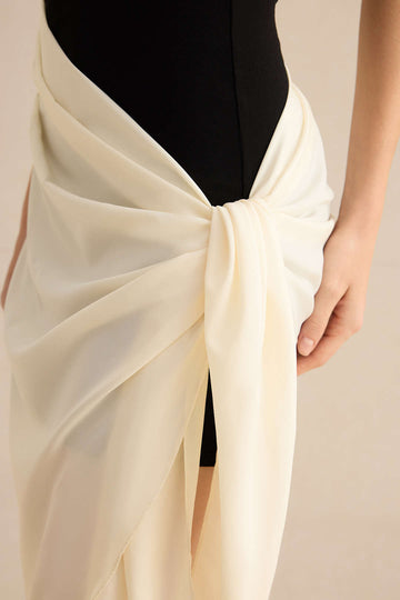 Tie Knot Ruched Sleeveless Maxi Dress