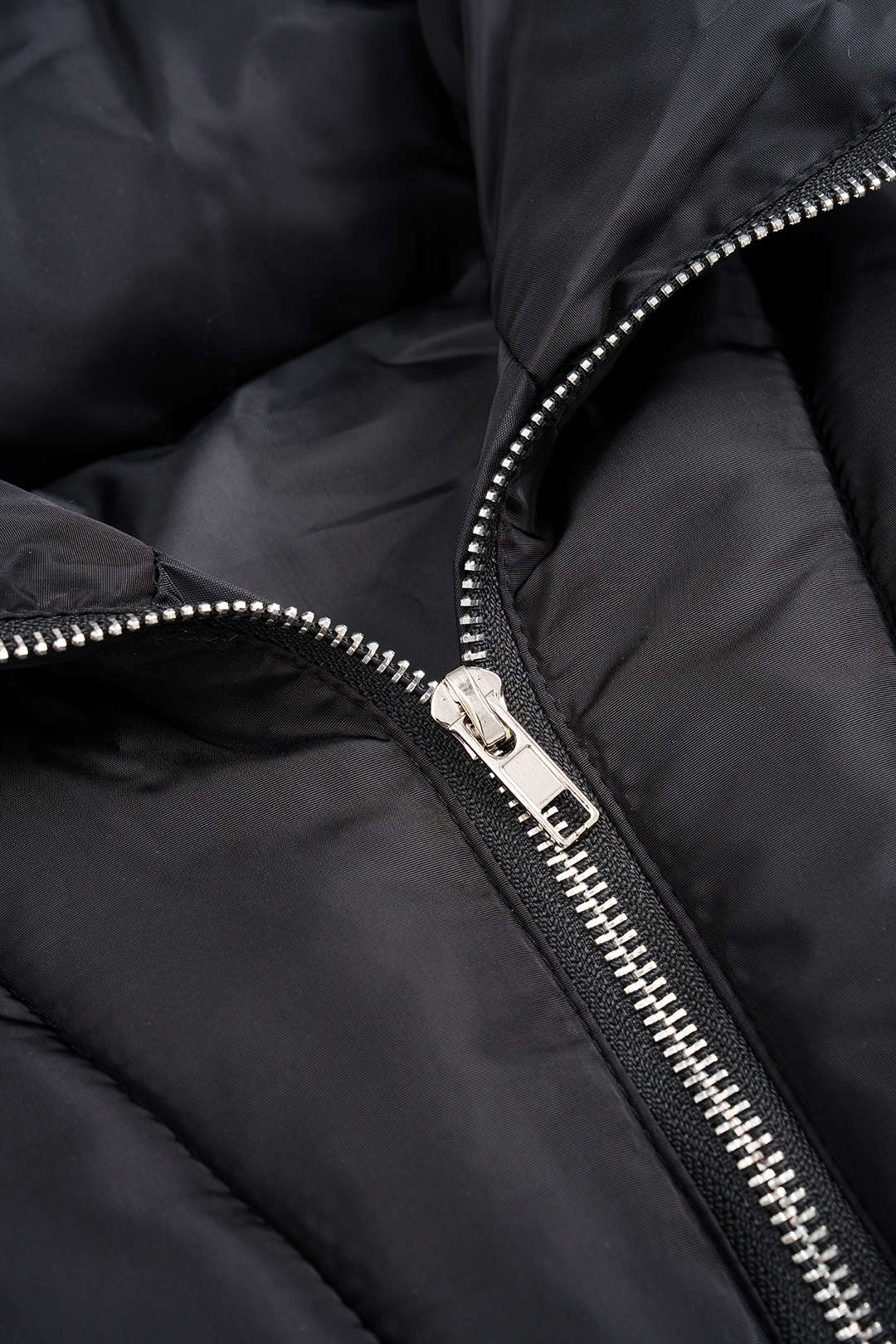 Stand Collar Zipper Long Sleeve Puffer
