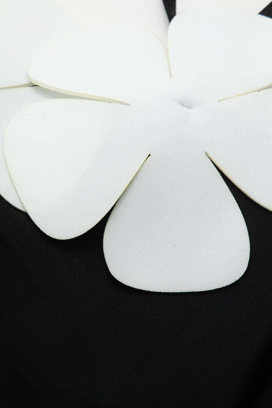 Tummy Control Contrast 3D Flower Adjustable Strap One-Piece Swimsuit