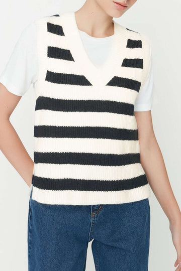 Stripe V-neck Knit Pullover Vest