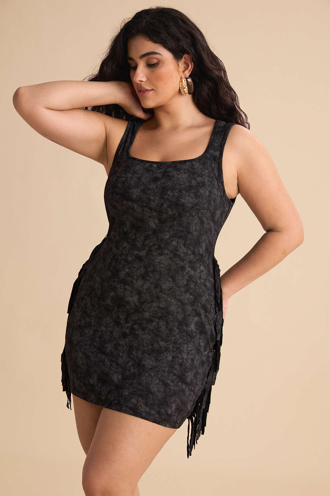 زائد حجم ربطة التعادل طباعة هامش مربع الرقبة بلا أكمام فستان صغير