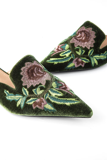 Floral Embroidered Velvet Pointed-Toe Slippers