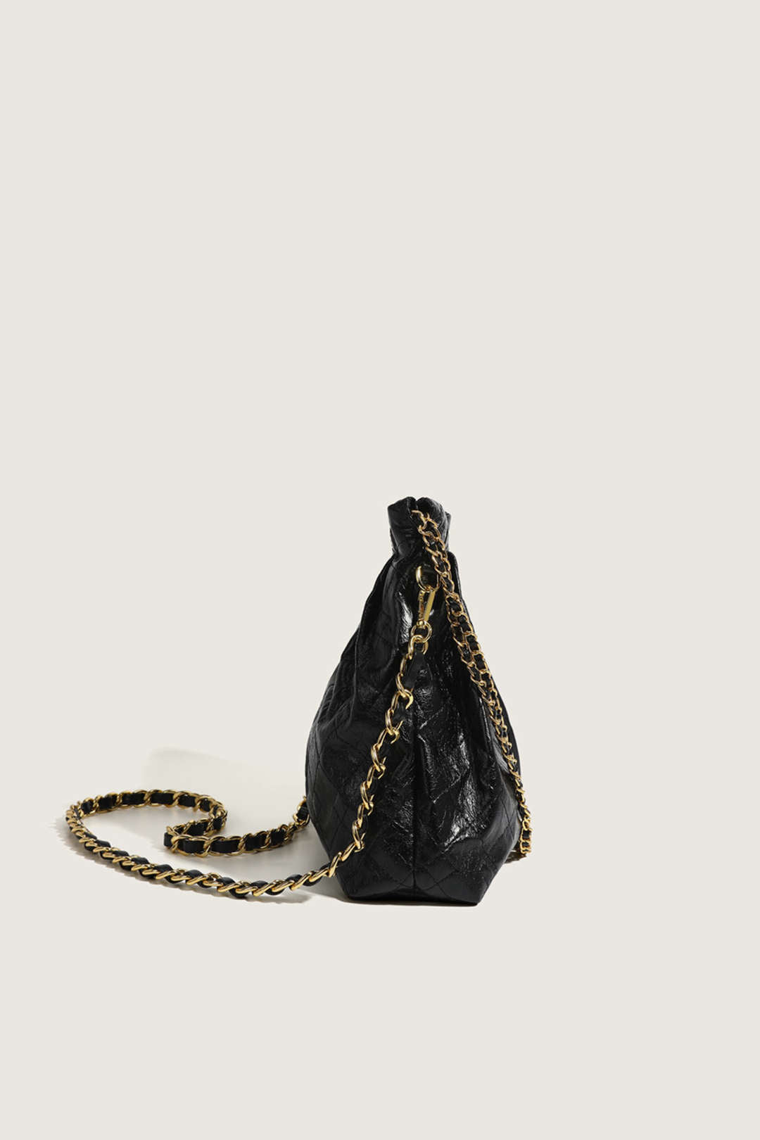 Diamond Grid Chain Cross-Body Bag