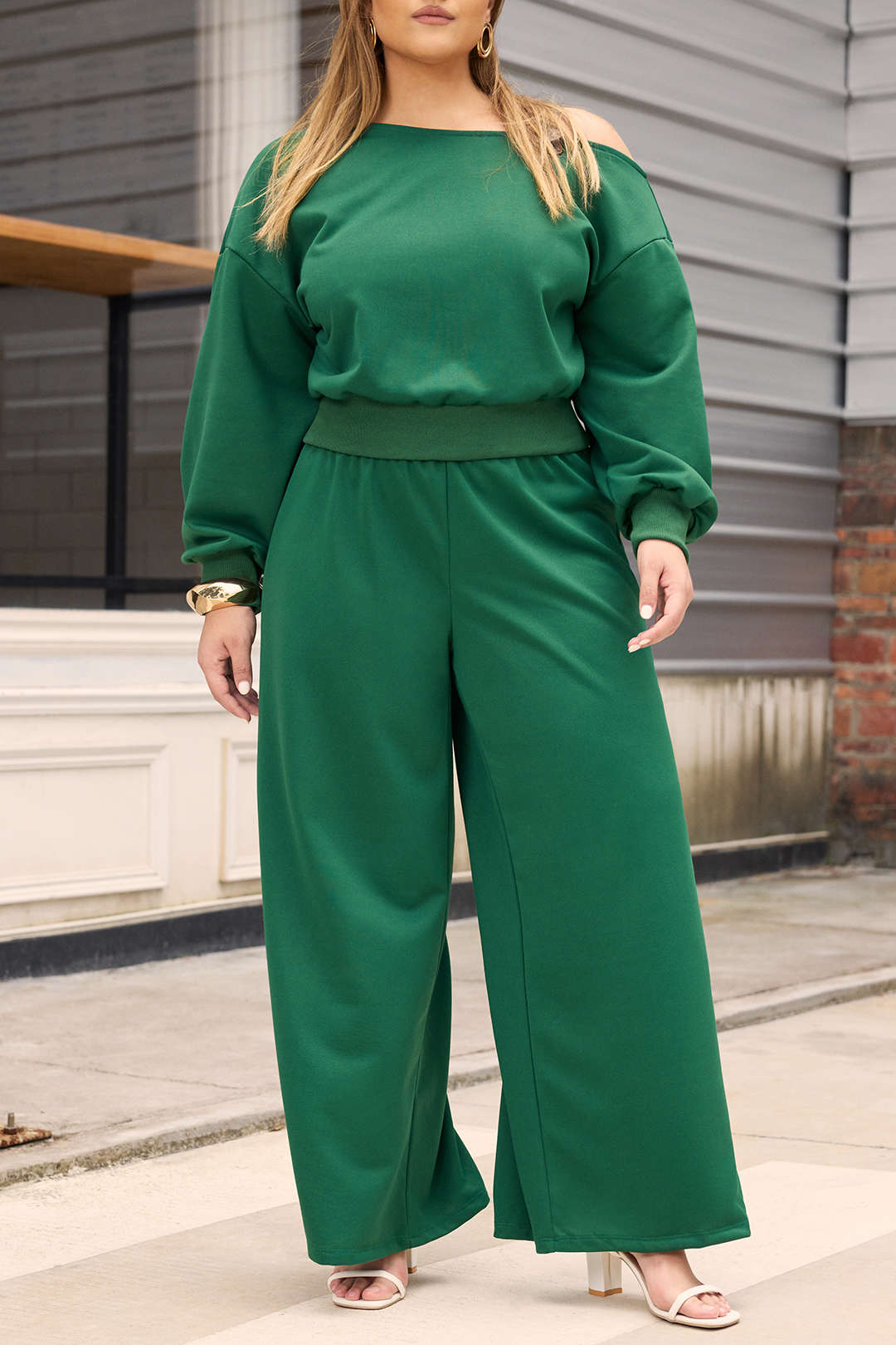 Plus Size Shirred Waistband Pleated Trousers