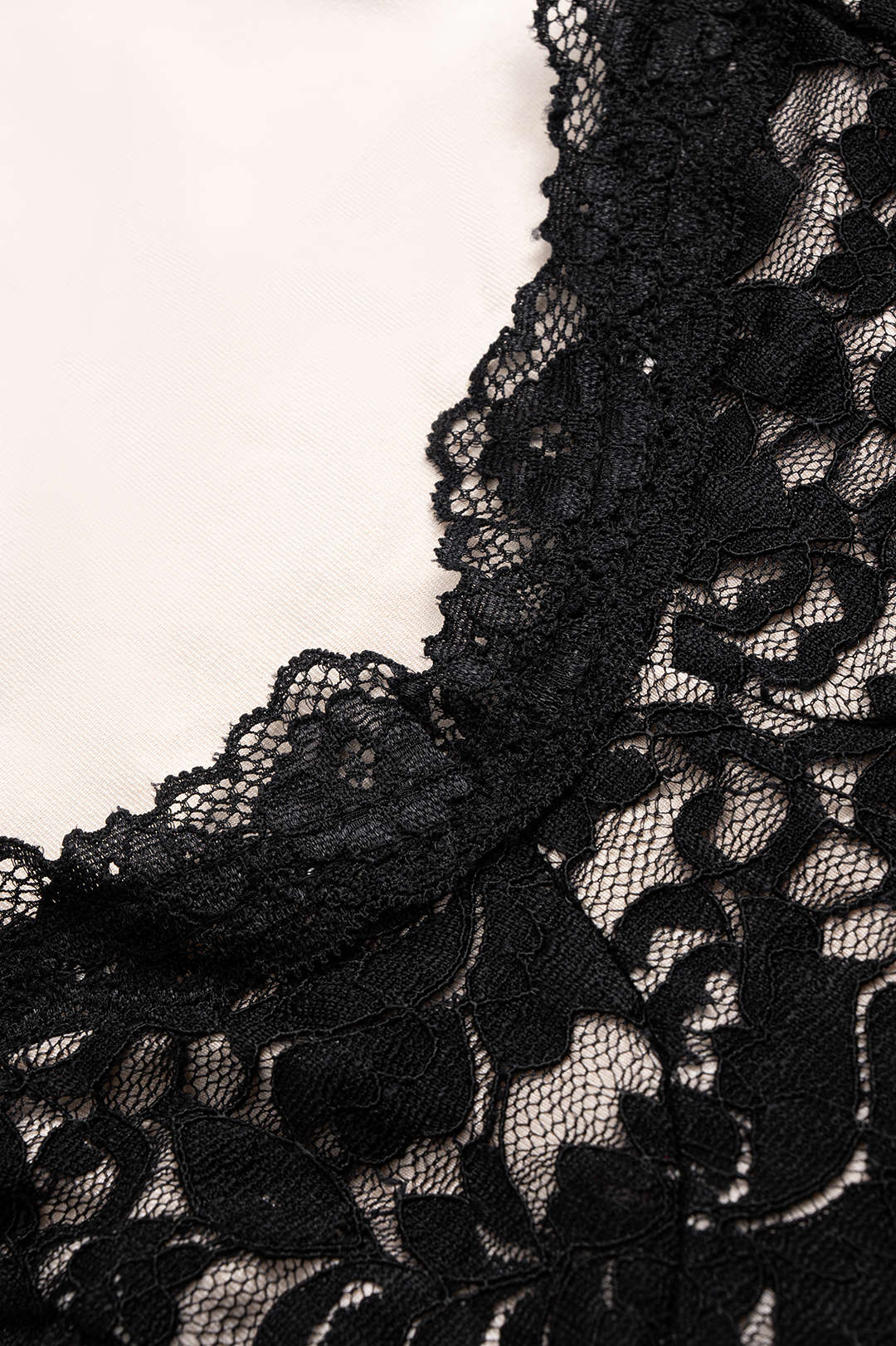 Lace Trim Long-Sleeve Mini Dress