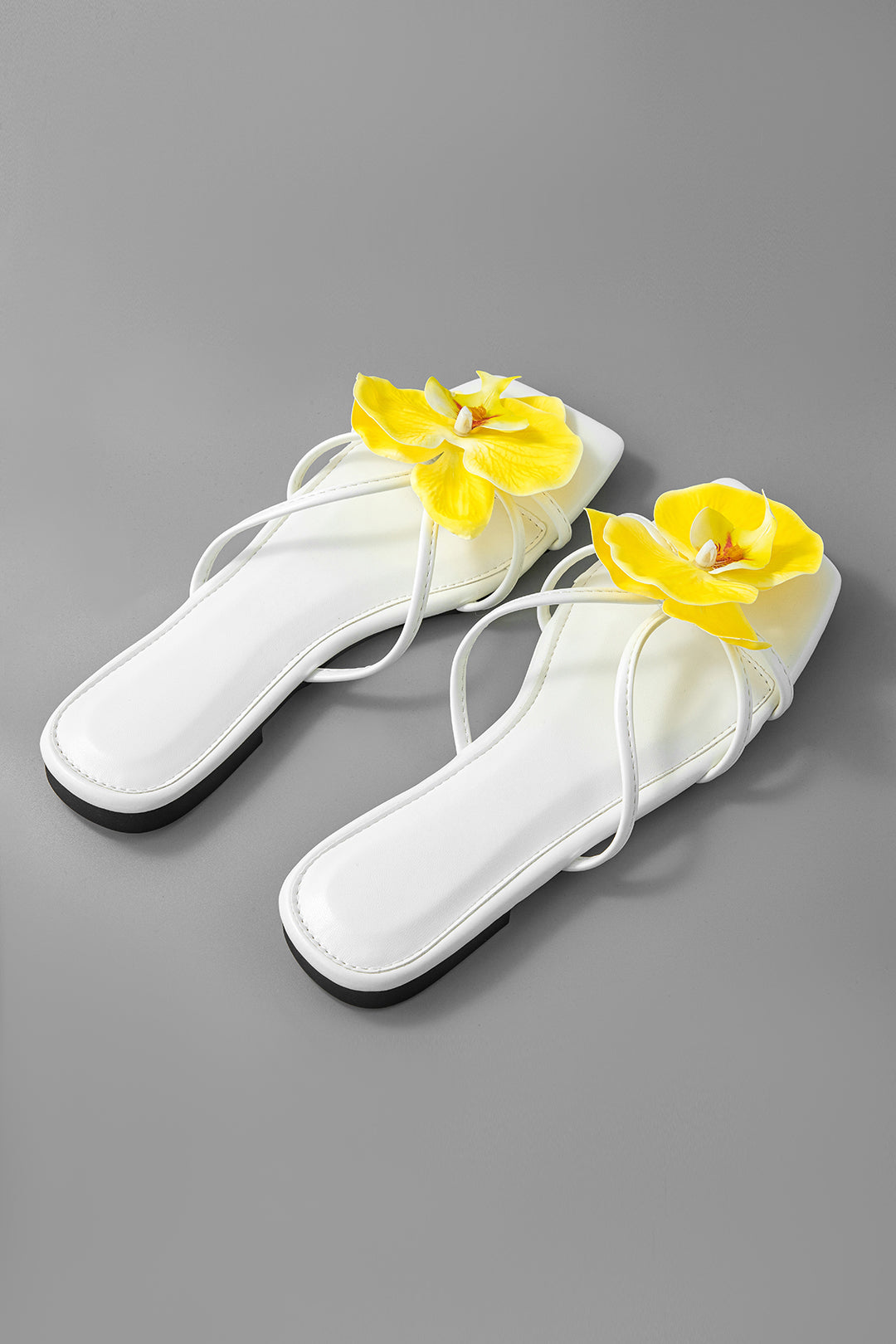 3D Orchid Flower Embellished Slip-On Sandals