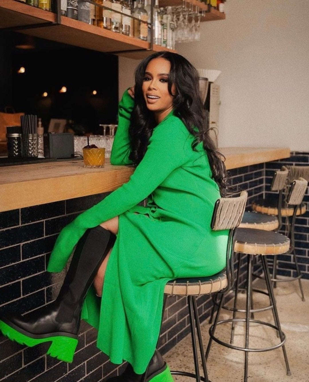 Muschelhülle gerippte Knöpfe unten Maxikleid