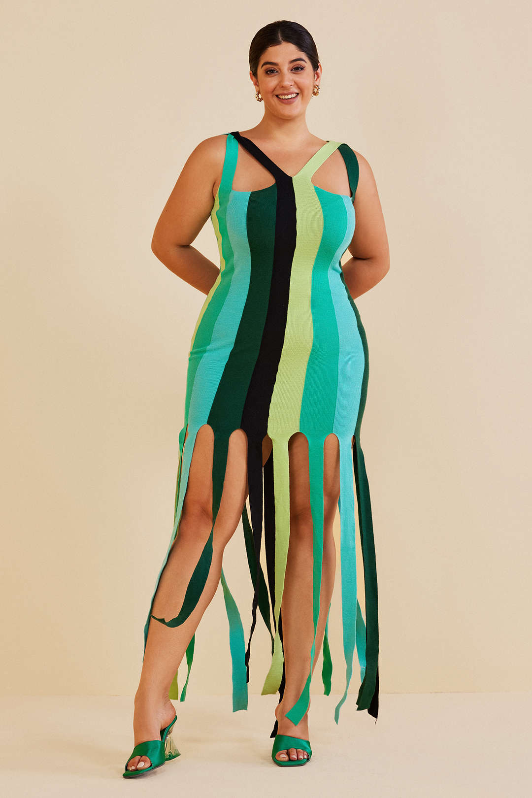 Plus Size Colorblock Stripe Fringe Hem Sleeveless Knit Dress