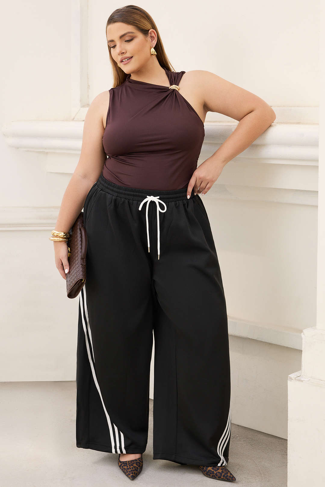 Pantalones de barril de contraste de tamaño grande