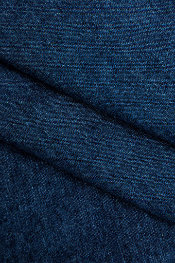 Vestido jeans com recorte de botão