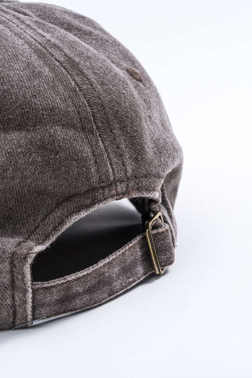 LETTRE BRODERIE CHAPE DE BASEALL AFFIGÉ