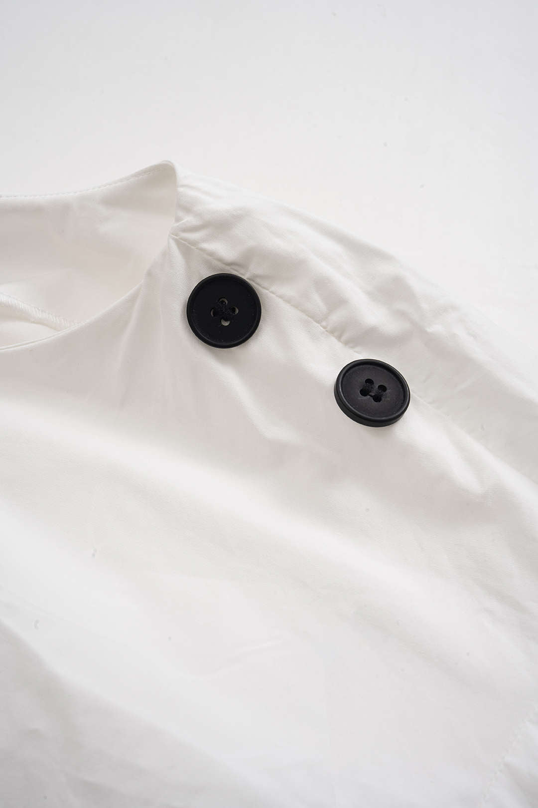 Solid Button Decor Belted Shirt