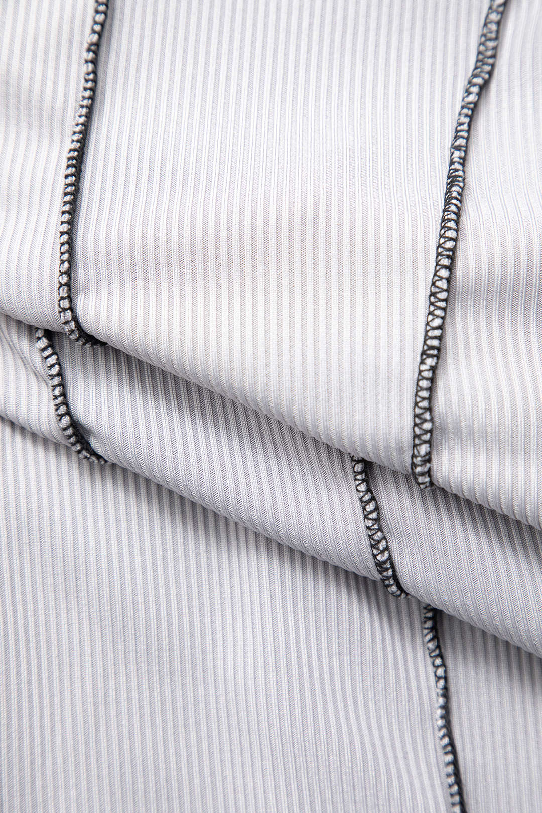 Round Neck Stitching Flare Sleeve Top