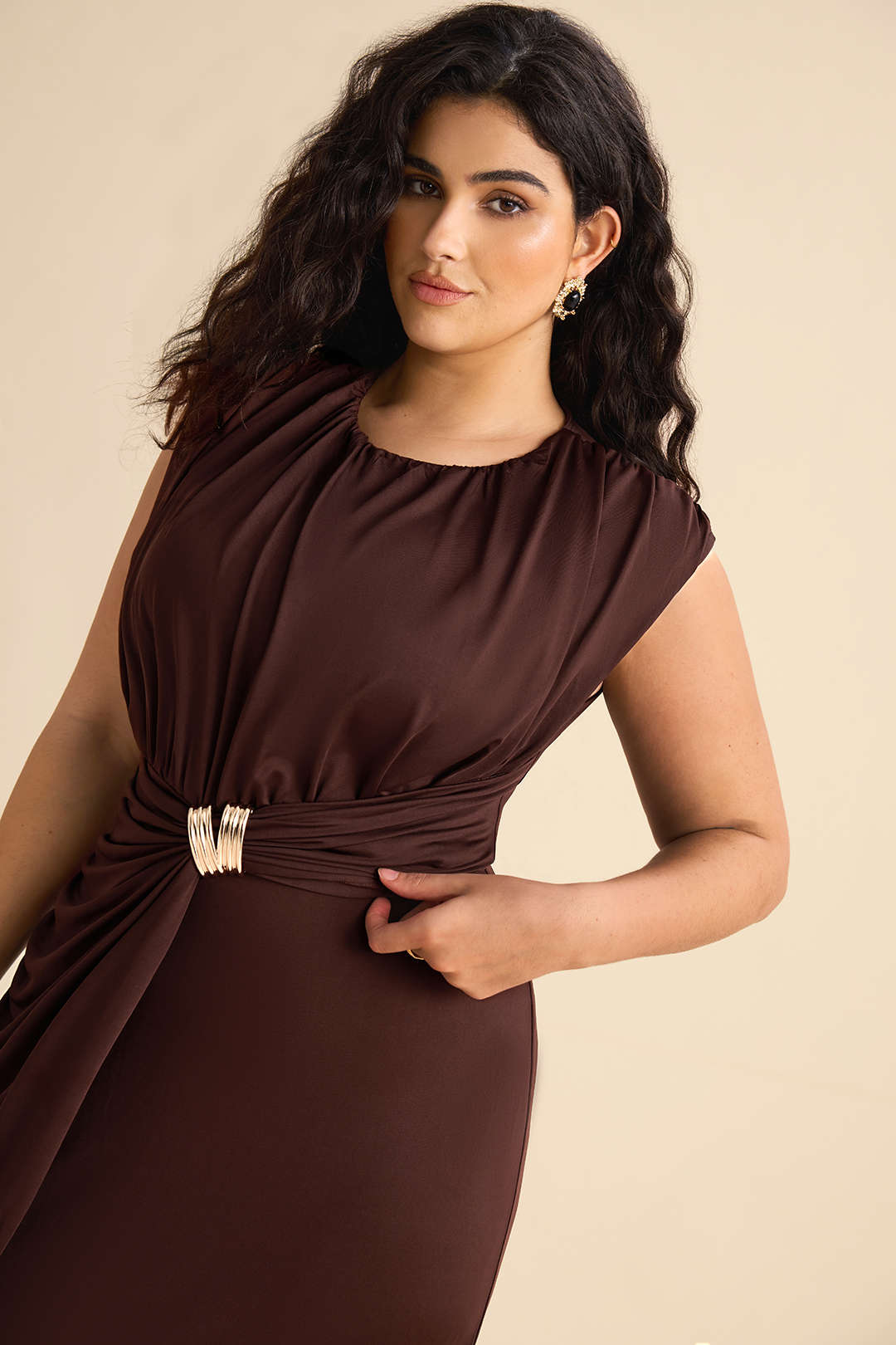 Plus Size Metallic Decor Ruched Sleeveless Midi Dress
