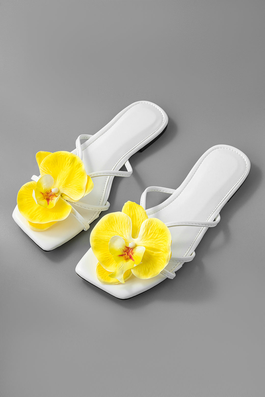 3D Orchid Flower Embellished Slip-On Sandals