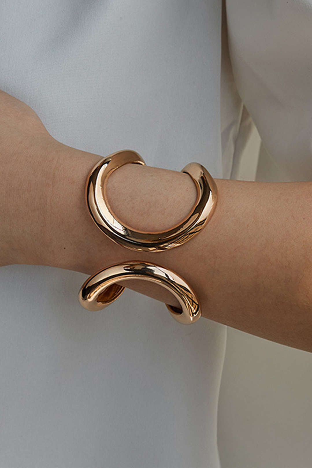 Cutout Design Open Cuff Bracelet