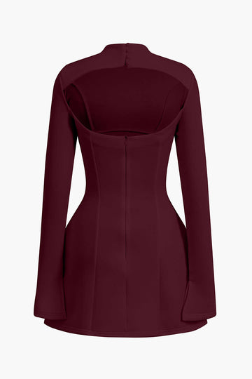 Rückenfreies Mini -Kleid