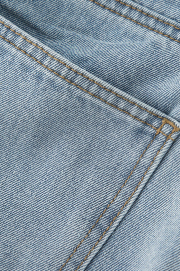 Frayed Destroyed Straight Jeans