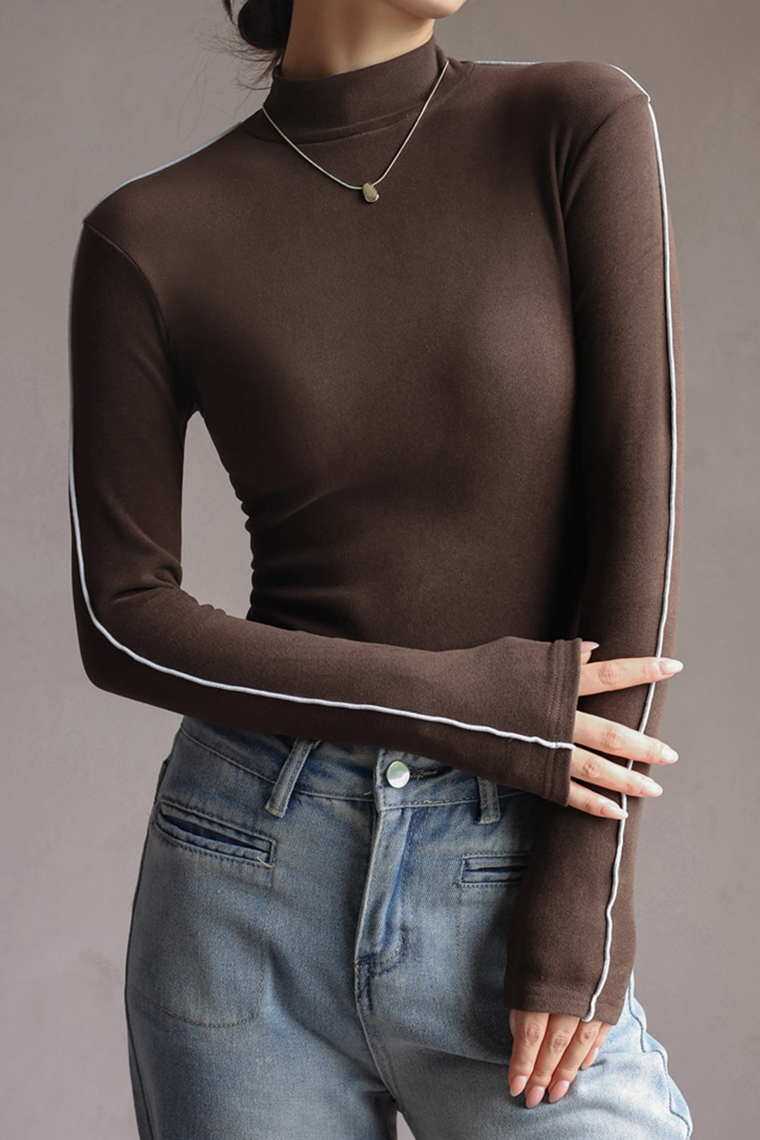 Contrast Stitching Mock Neck Long Sleeve Top