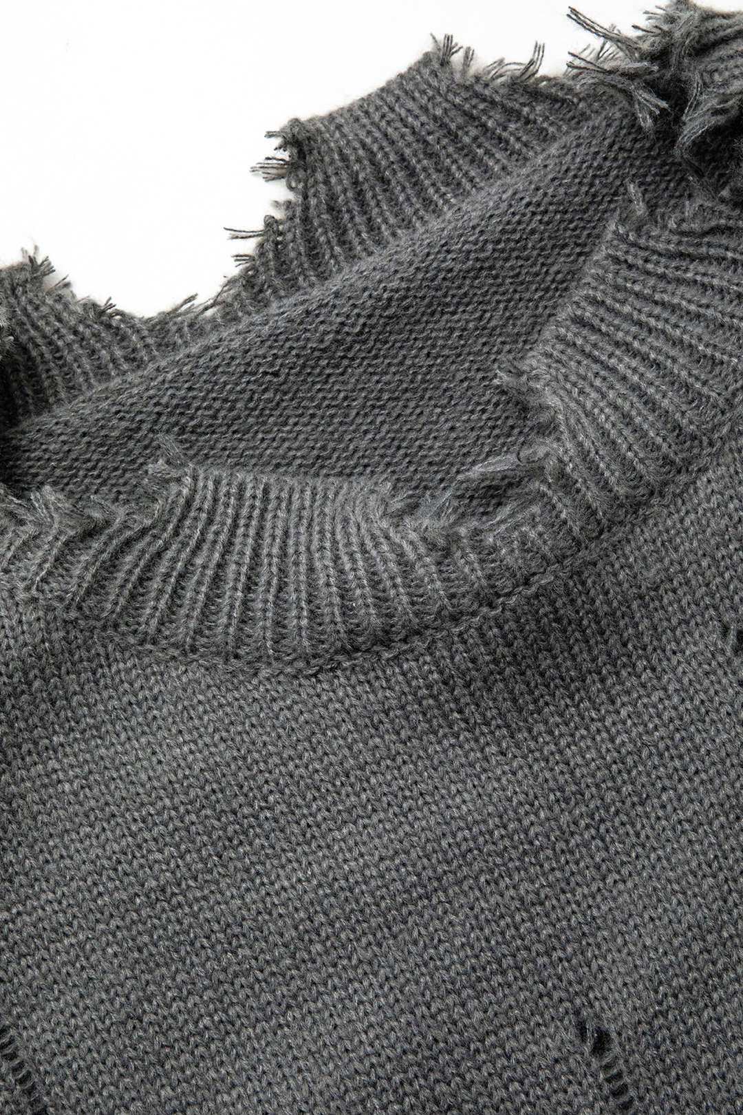 Round Neck Frayed Knit Sweater